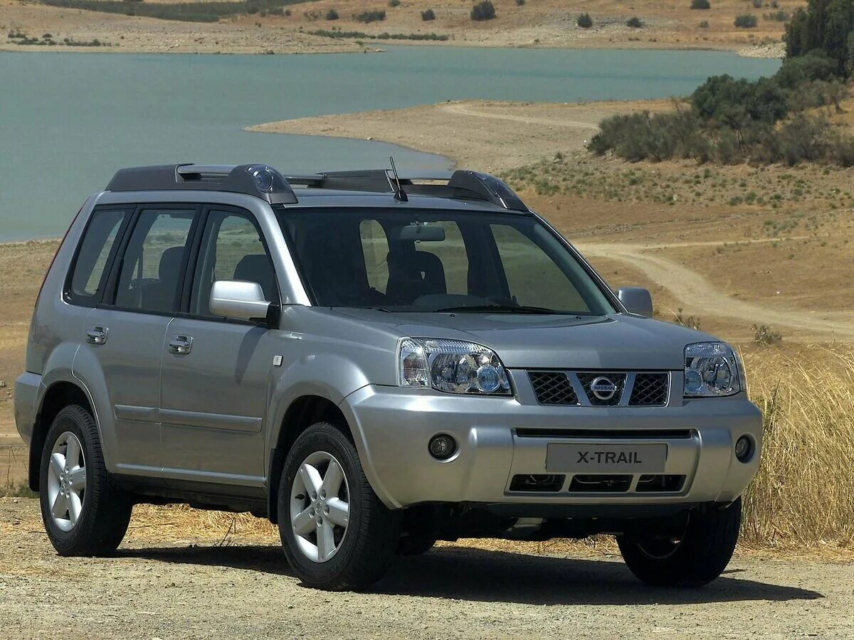 Ниссан х трайл фото Купить б/у Nissan X-Trail I 2.5 AT (165 л.с.) 4WD бензин автомат в Москве: серый