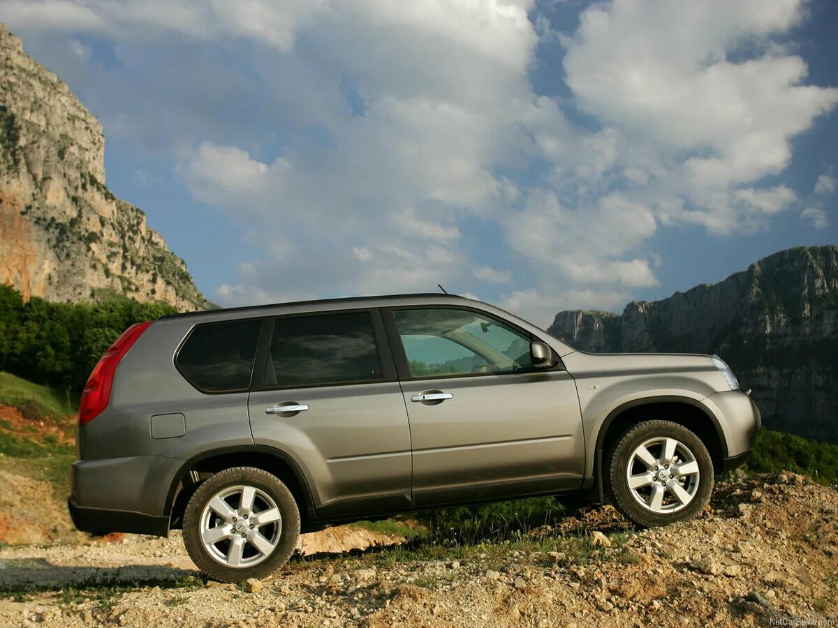 Ниссан х трейл 2 фото Купить б/у Nissan X-Trail II Рестайлинг 2.0 MT (141 л.с.) 4WD бензин механика в 