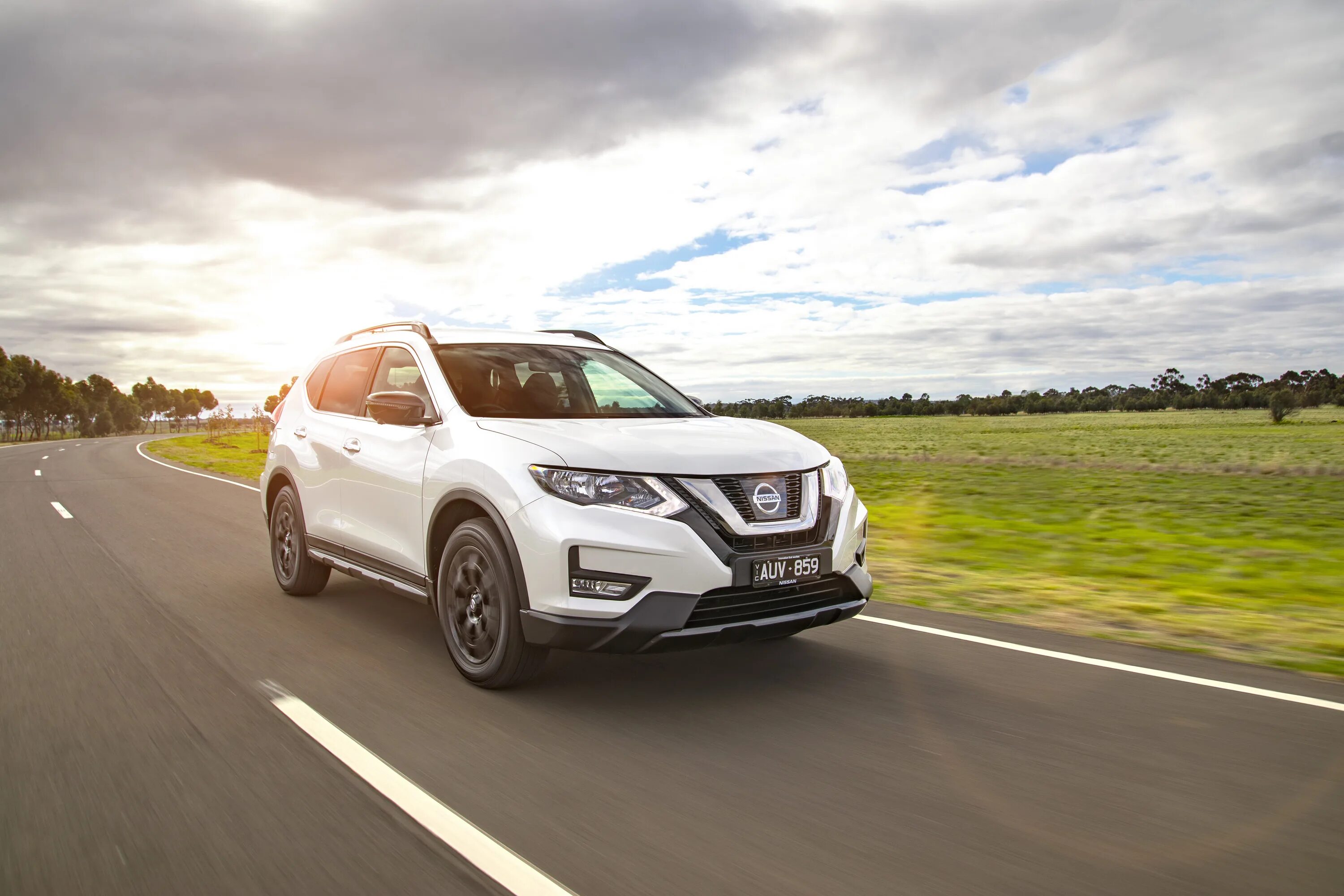 Ниссан х трейл 2019 фото Driven: Nissan lobs X-Trail, Pathfinder N-Sport GoAuto