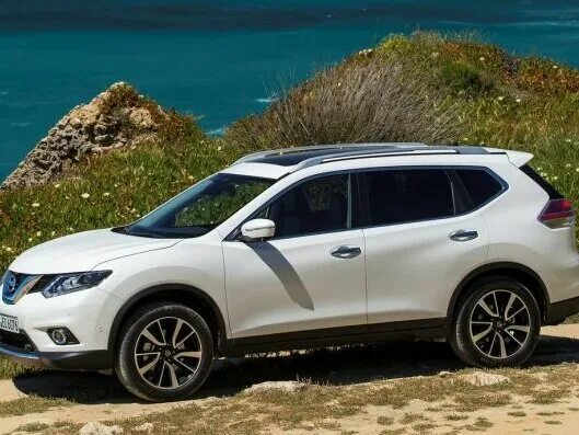 Ниссан х трейл белый фото Купить б/у Nissan X-Trail III 2.0 CVT (144 л.с.) 4WD бензин вариатор в Москве: б