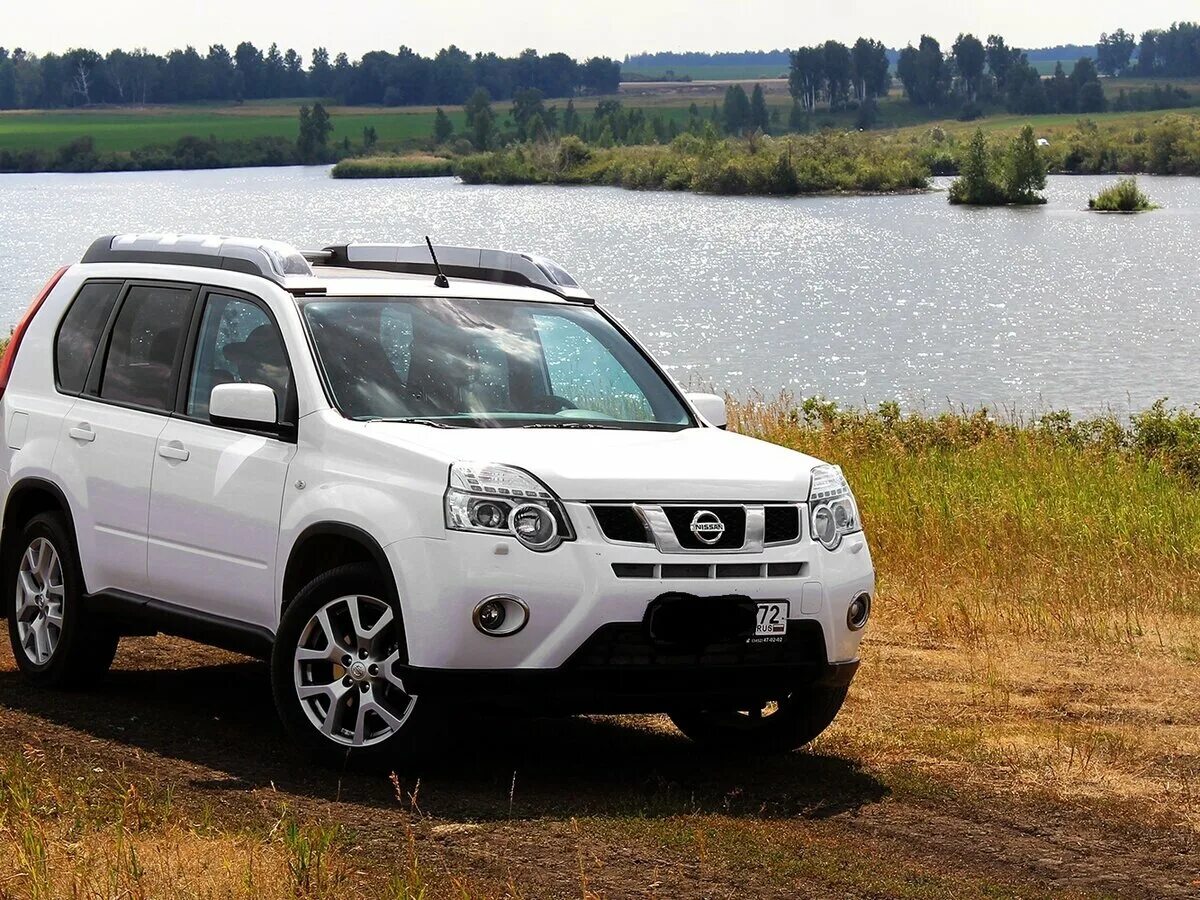 Ниссан х трейл белый фото Купить б/у Nissan X-Trail II Рестайлинг 2.0 MT (141 л.с.) 4WD бензин механика в 