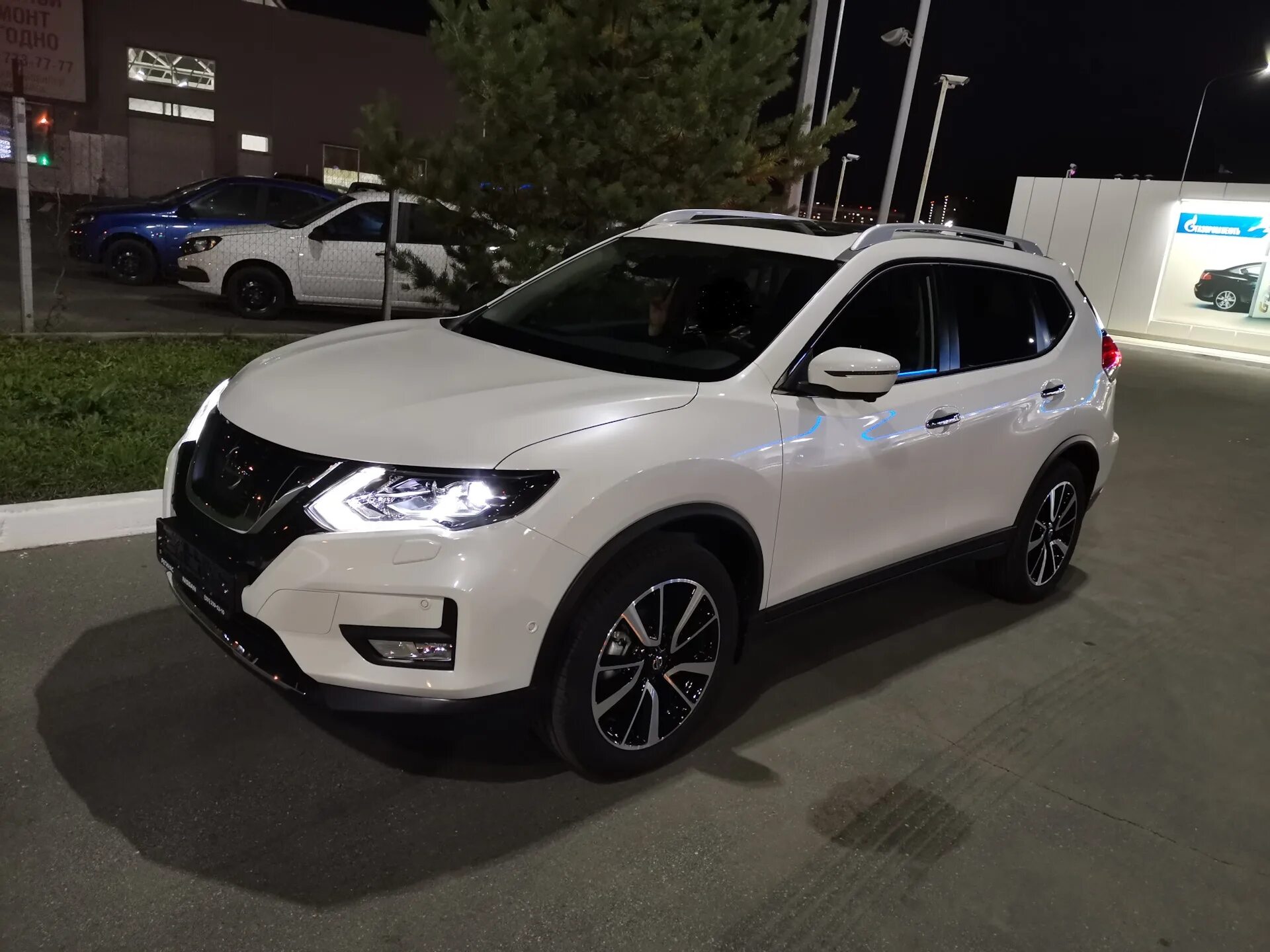 Ниссан х трейл белый фото х трейл вылезли болячки---а срок еще не пришел--рановато как то - DRIVE2