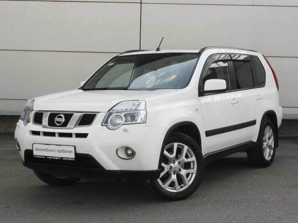 Ниссан х трейл белый фото Купить б/у Nissan X-Trail II Рестайлинг 2.5 CVT (169 л.с.) 4WD бензин вариатор в