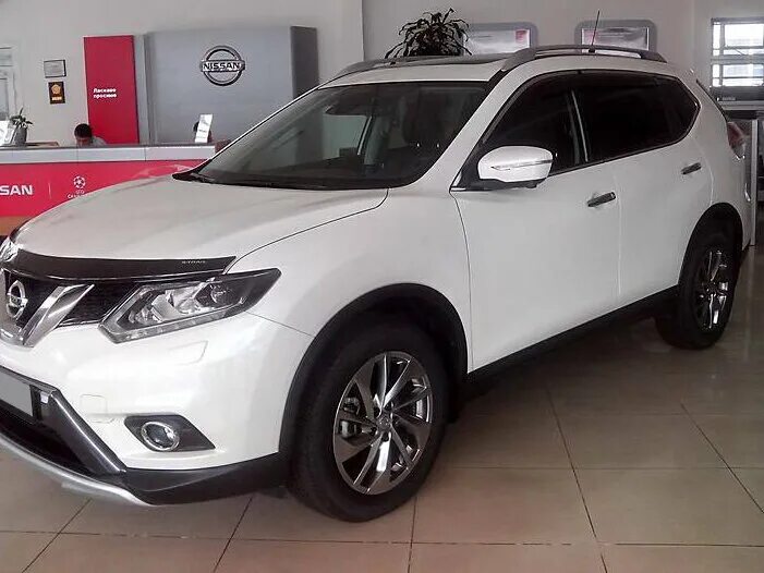 Ниссан х трейл белый фото Купить новый Nissan X-Trail III 2.0 CVT (144 л.с.) бензин вариатор в Москве: бел