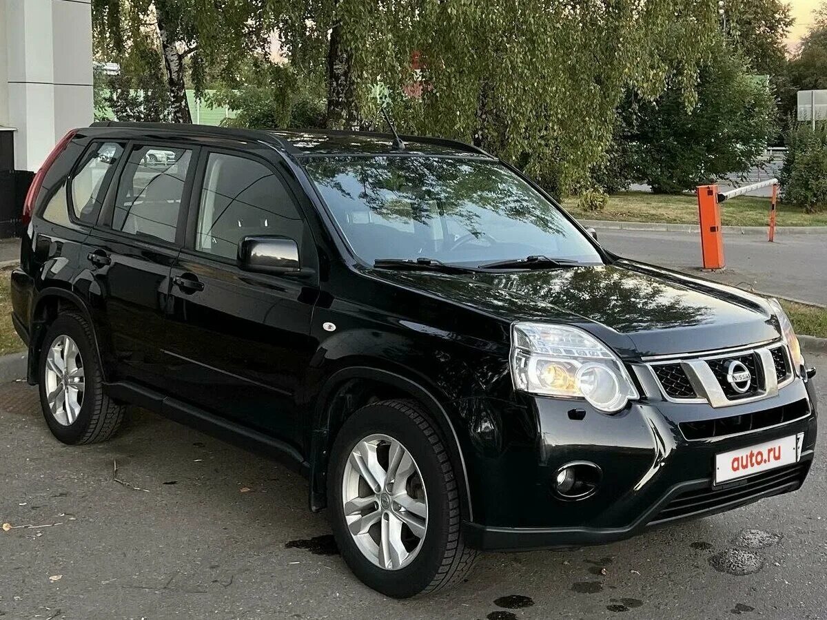 Ниссан х трейл черный фото Купить б/у Nissan X-Trail II Рестайлинг 2.0 CVT (141 л.с.) 4WD бензин вариатор в