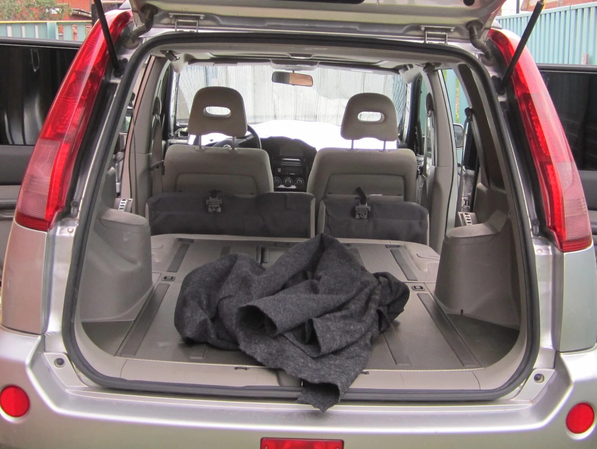 Ниссан х трейл фото багажника Карпет в багажник - Nissan X-Trail I (t30), 2,2 л, 2006 года тюнинг DRIVE2