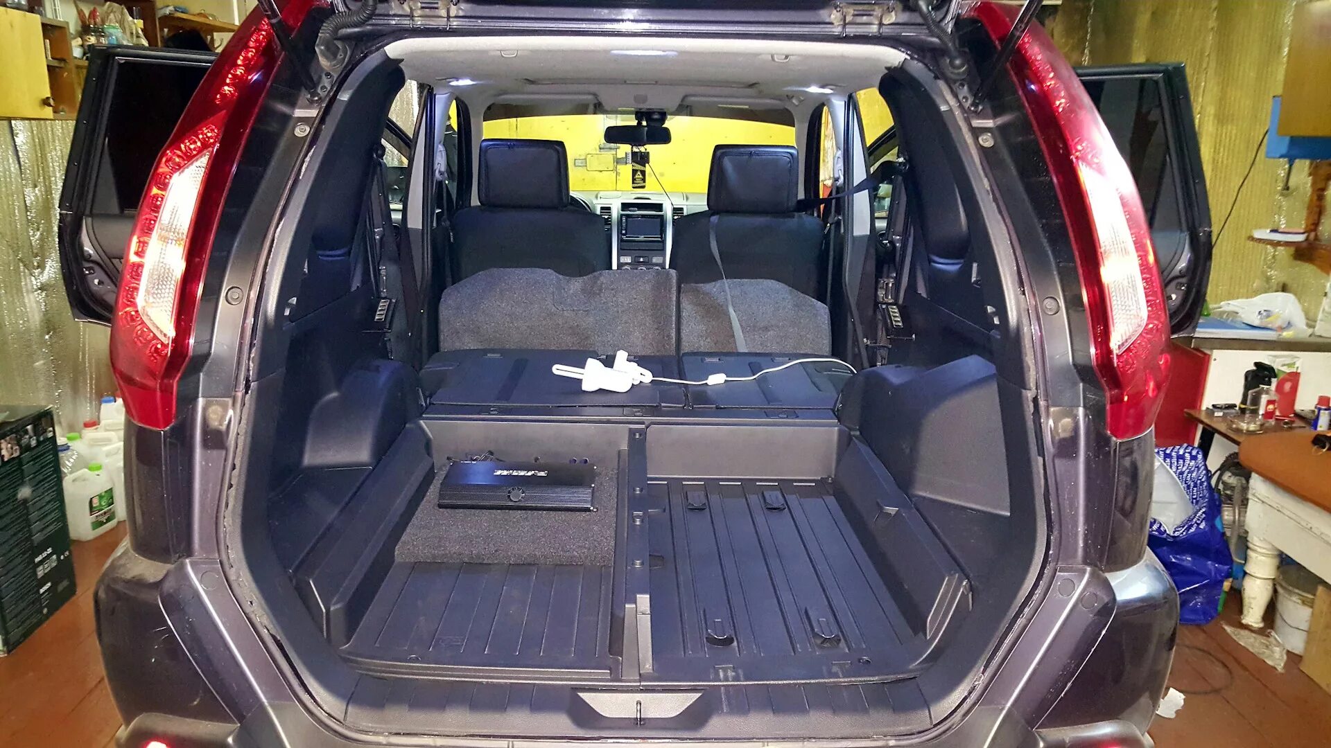 Ниссан х трейл фото багажника Шумоизоляция часть IV доделка крыльев, багажника и сбор багажника - Nissan X-Tra