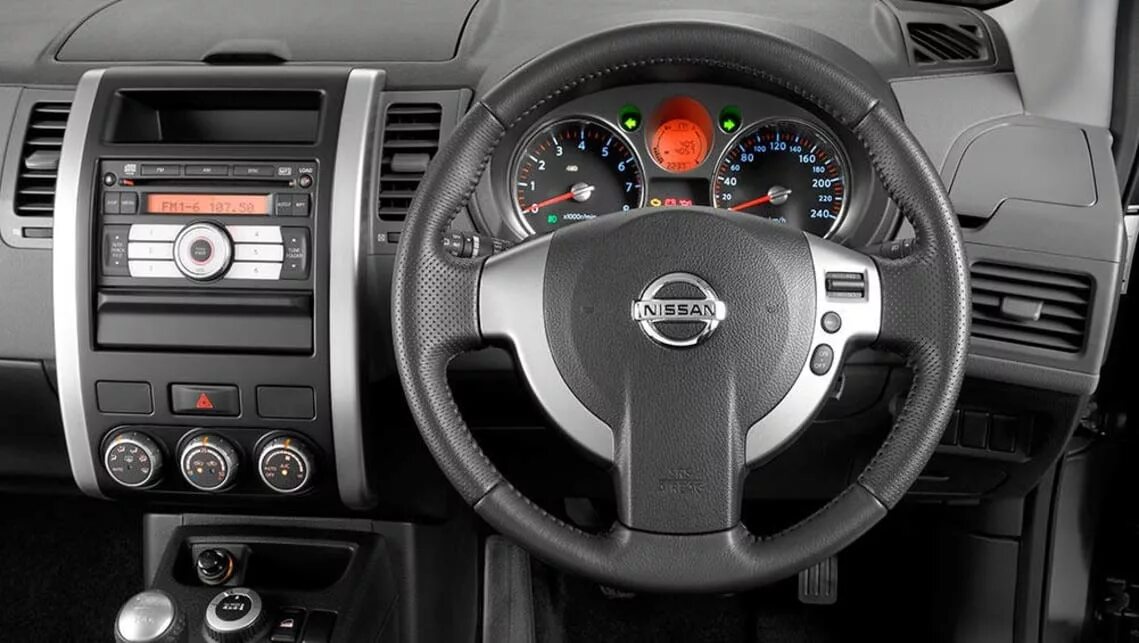 Ниссан х трейл фото панели Replace plastic dash fascia with non-satnav version Nissan X-Trail Forum
