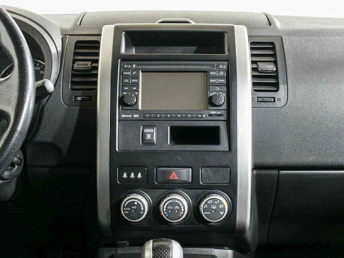 Ниссан х трейл фото панели Купить авто NISSAN X-TRAIL (2.0 л., CVT, 141 л.с., Полный, Серый) с пробегом по 