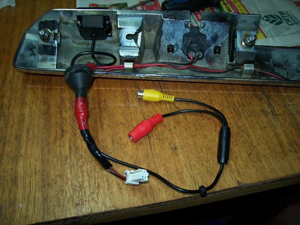 Ниссан х трейл подключение камеры заднего хода Камера заднего вида. Установка. - Nissan X-Trail I (t30), 2 л, 2006 года аксессу