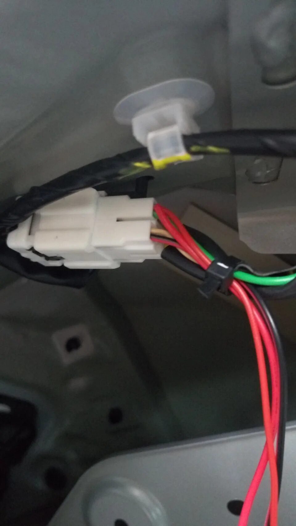 Ниссан х трейл подключение камеры заднего хода Подключение камеры заднего вида к Nissan Connect - Nissan Tiida (2G), 1,6 л, 201