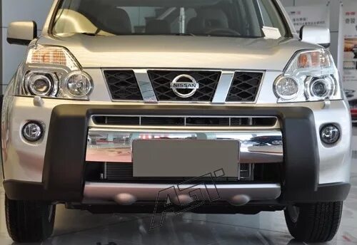 Ниссан х трейл т31 2.5 фото бампера Накладка на передний бампер - Nissan X-Trail II (t31), 2,5 л, 2008 года стайлинг