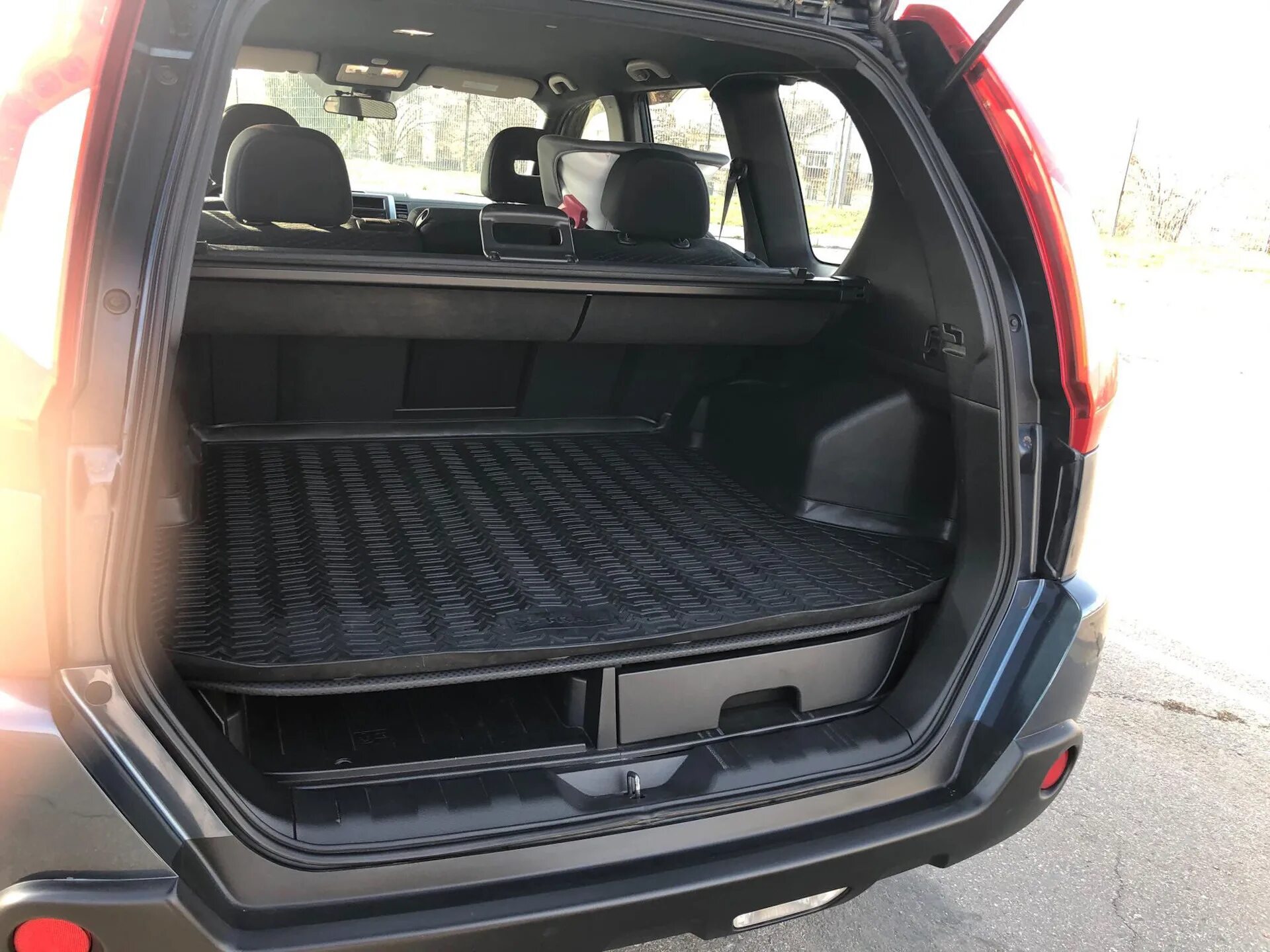 Ниссан х трейл т31 фото багажника Nissan X-Trail T31 с пробегом:багажник и оборудование - Nissan X-Trail II (t31),