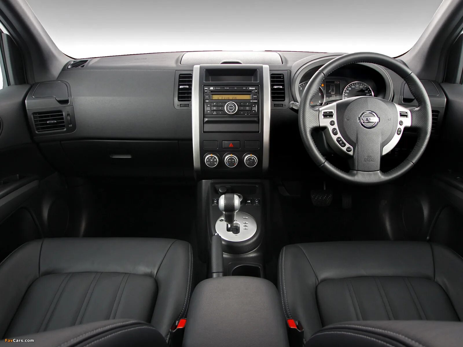 Ниссан х трейл т31 салон фото Nissan X-Trail - Прокат и аренда автомобилей в Абхазии