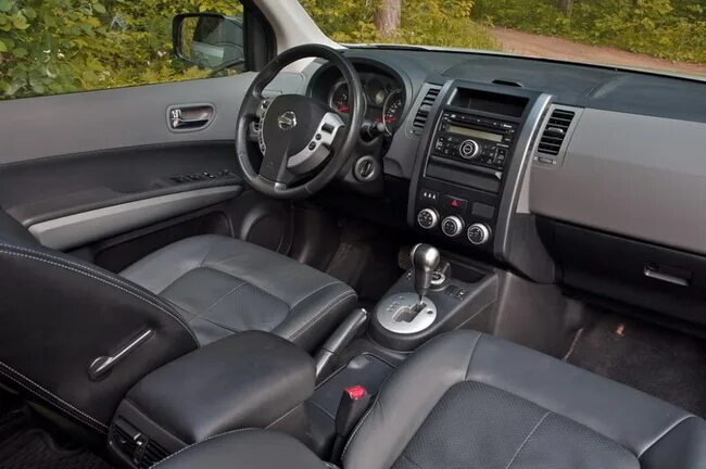 Ниссан х трейл т31 салон фото Дорогой ли в обслуживании nissan x trail - фото - АвтоМастер Инфо