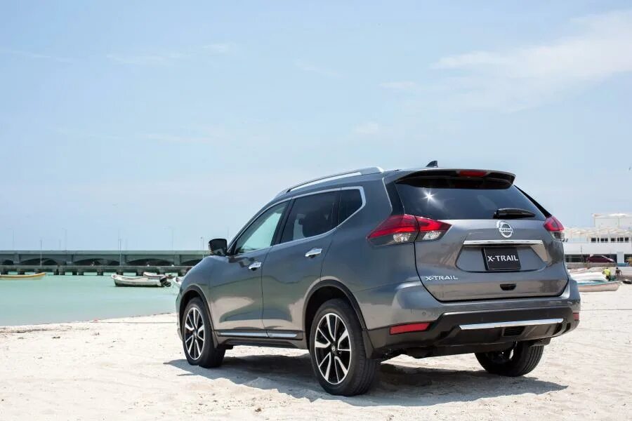 Ниссан х трейл т32 рестайлинг фото Nissan X-Trail 2017 года выпуска для рынка Латинской Америки. Фото 24. VERcity