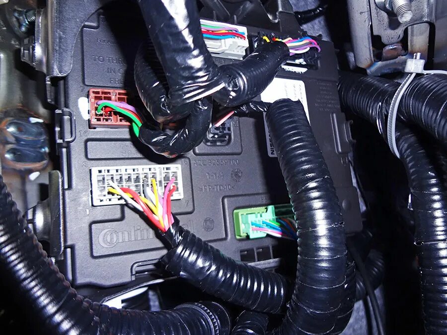 Ниссан х трейл точки подключения Точки подключения сигнализации ниссан х трейл т31 - КарЛайн.ру