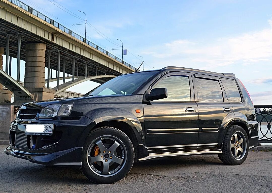 Ниссан х трейл тюнинг фото тюнинг дисков и тормозов - Nissan X-Trail I (t30), 2 л, 2001 года колёсные диски