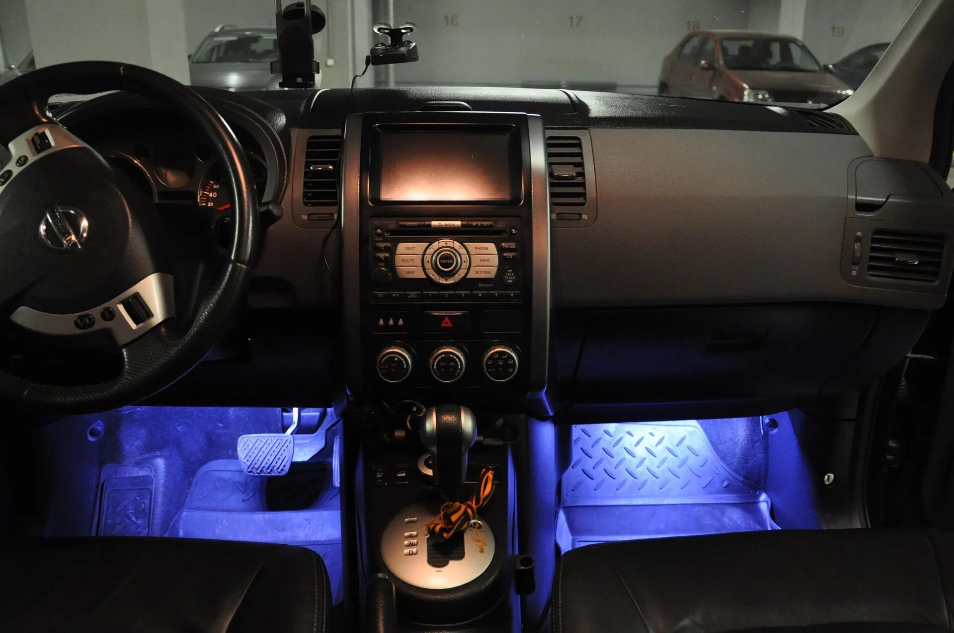 Ниссан х трейл тюнинг салона просто фото - Nissan X-Trail II (t31), 2,5 л, 2008 года фотография DRIVE2