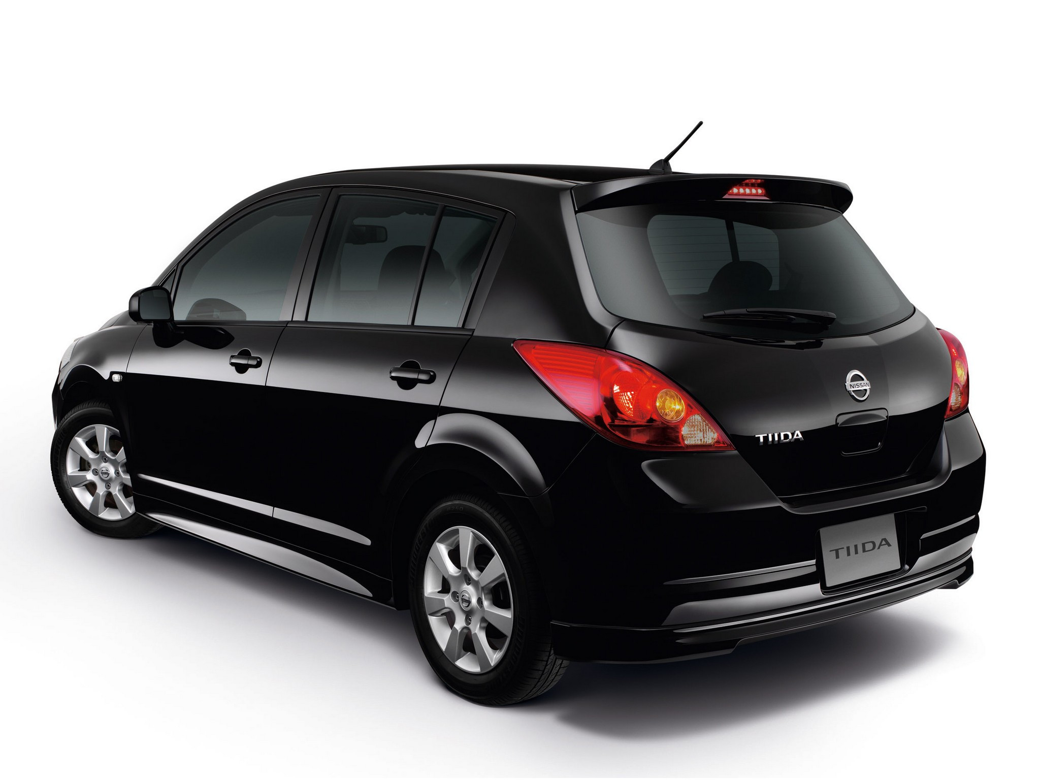 Ниссан хэтчбек фото Услуга "подменный автомобиль" в Хабаровске рядом со мной на карте, цены - Автомо