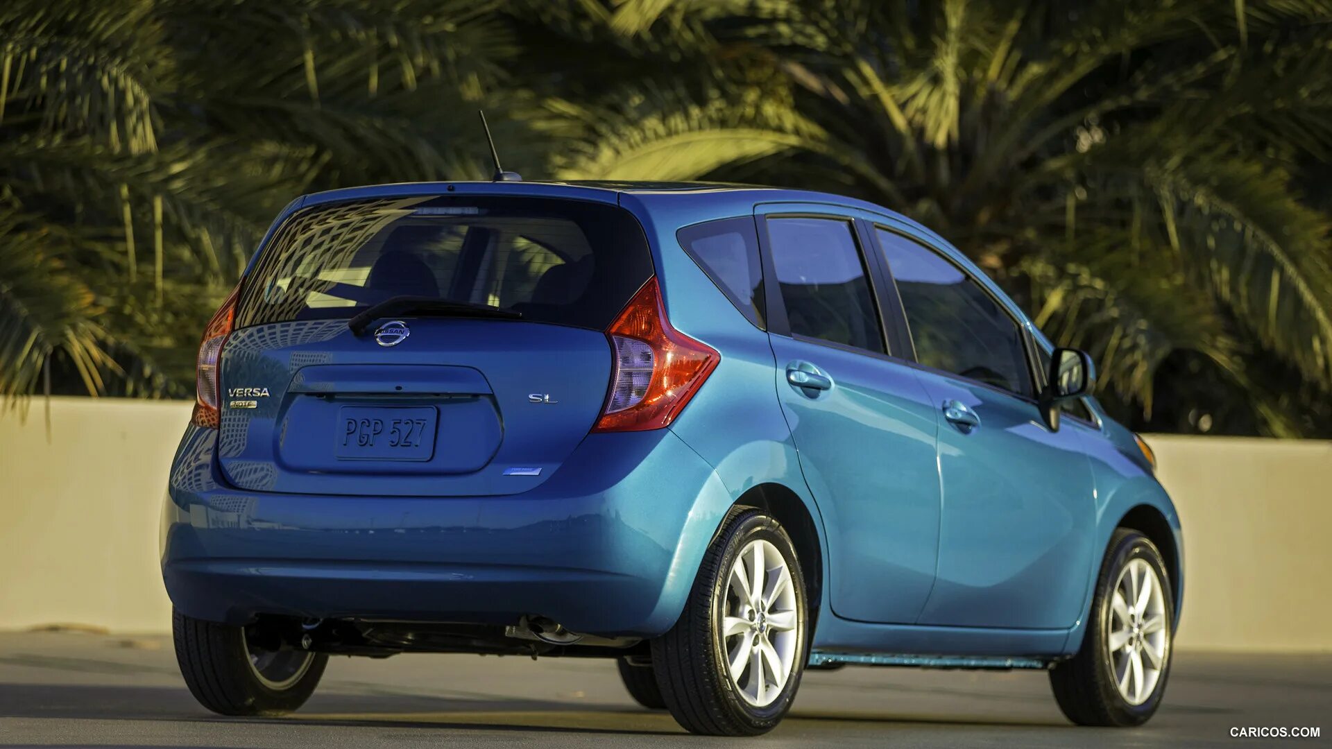 Ниссан хэтчбек все модели фото и названия Nissan Versa Note 2014MY Rear