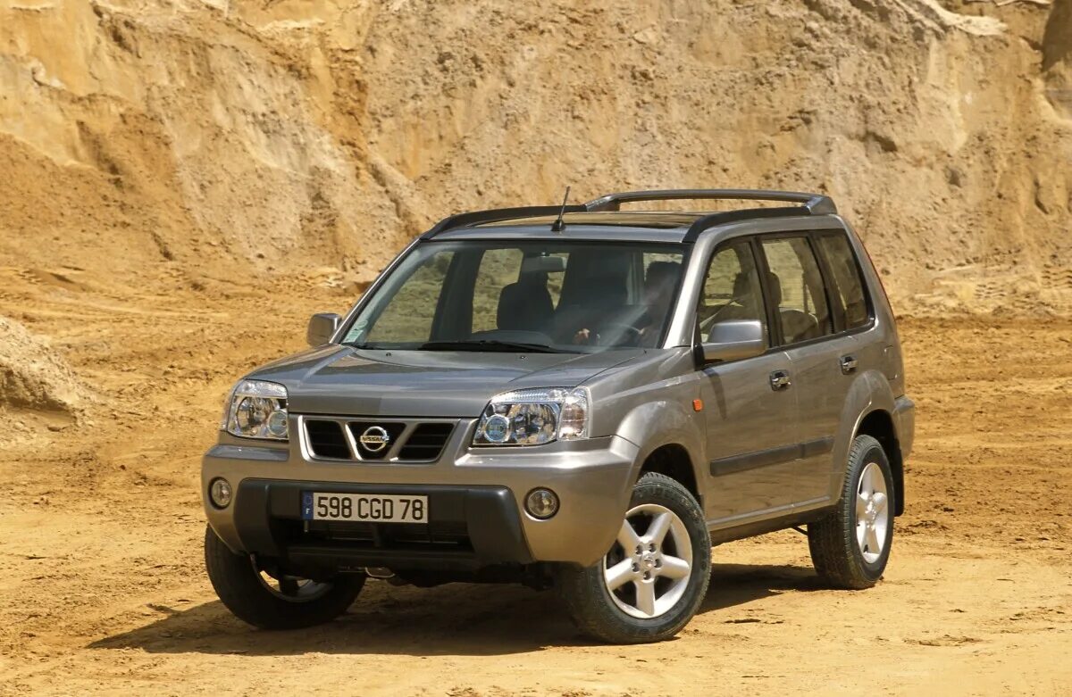 Ниссан икс трейл фото Nissan : 100 000 X-Trail vendus en France