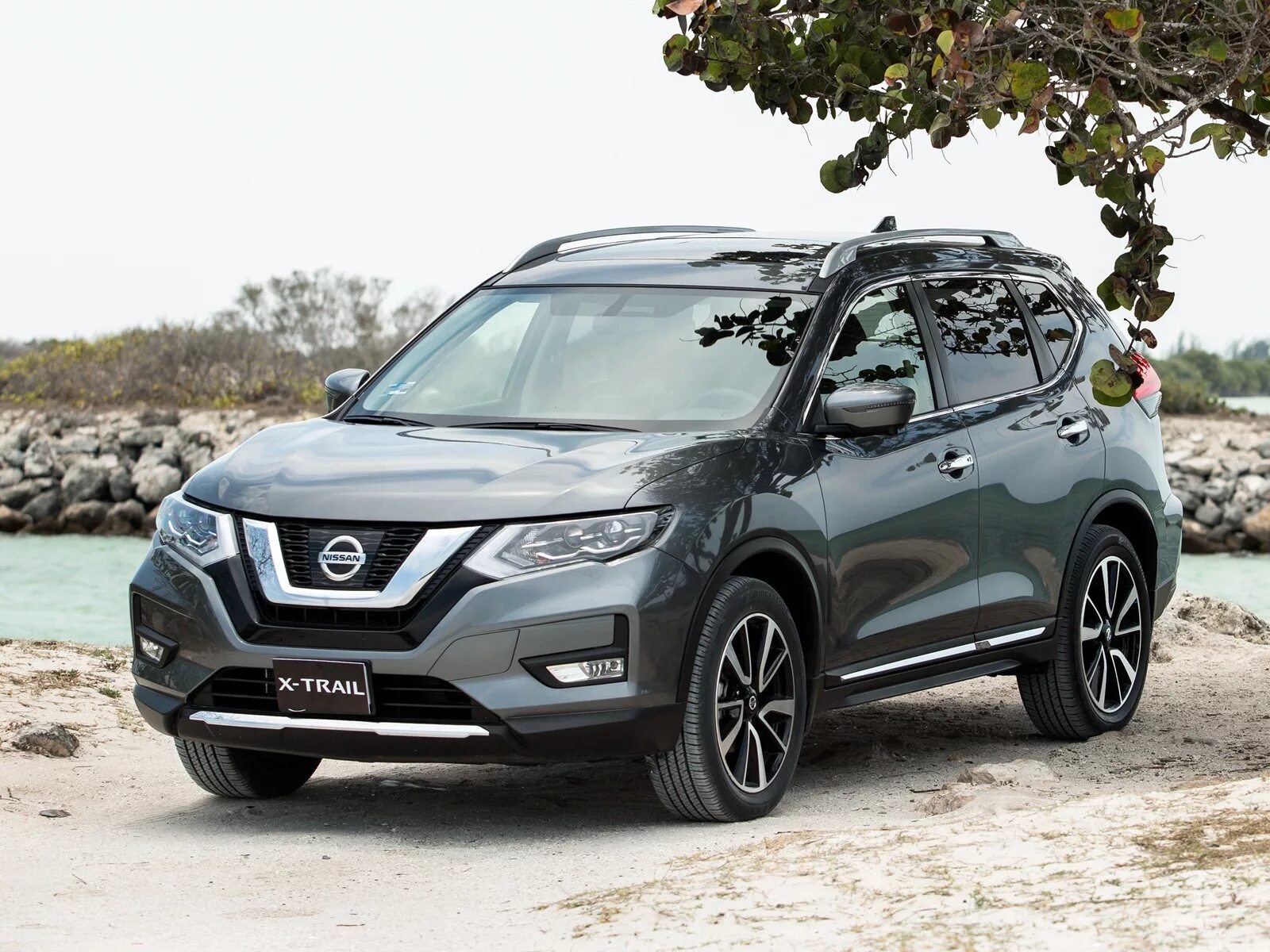 Ниссан икстрейл 2018 фото Nissan представил обновлённый X-Trail - КОЛЕСА.ру - автомобильный журнал
