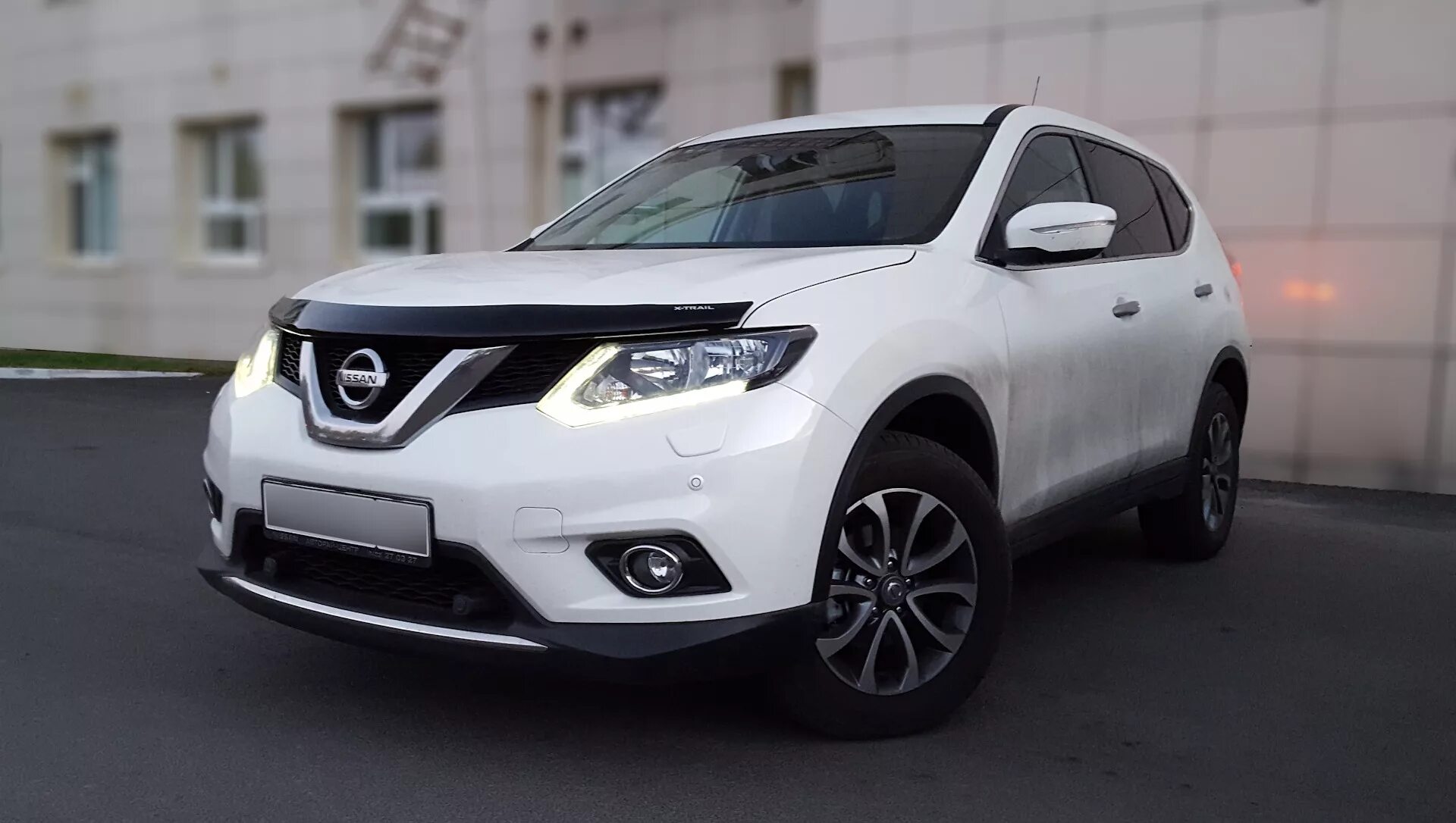 Ниссан икстрейл 32 кузов фото Дефлектор капота - Nissan X-Trail III (t32), 2 л, 2016 года аксессуары DRIVE2