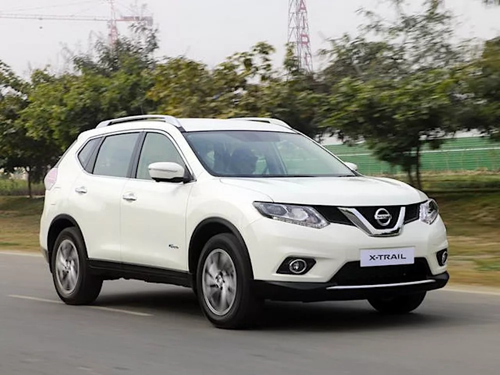 Ниссан икстрейл белая фото Nissan X-Trail какое масло залито в двигатель с завода? ПРОмасло Дзен