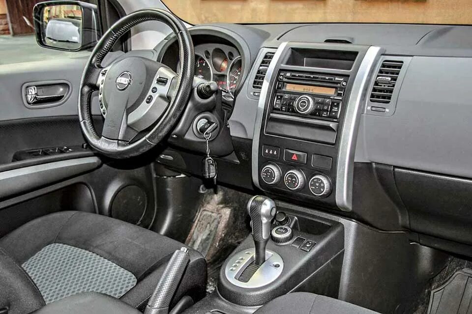 Ниссан икстрейл фото салона 44 самых надежных машин на вторичном рынке: кроссоверы, внедорожники, старше 10,