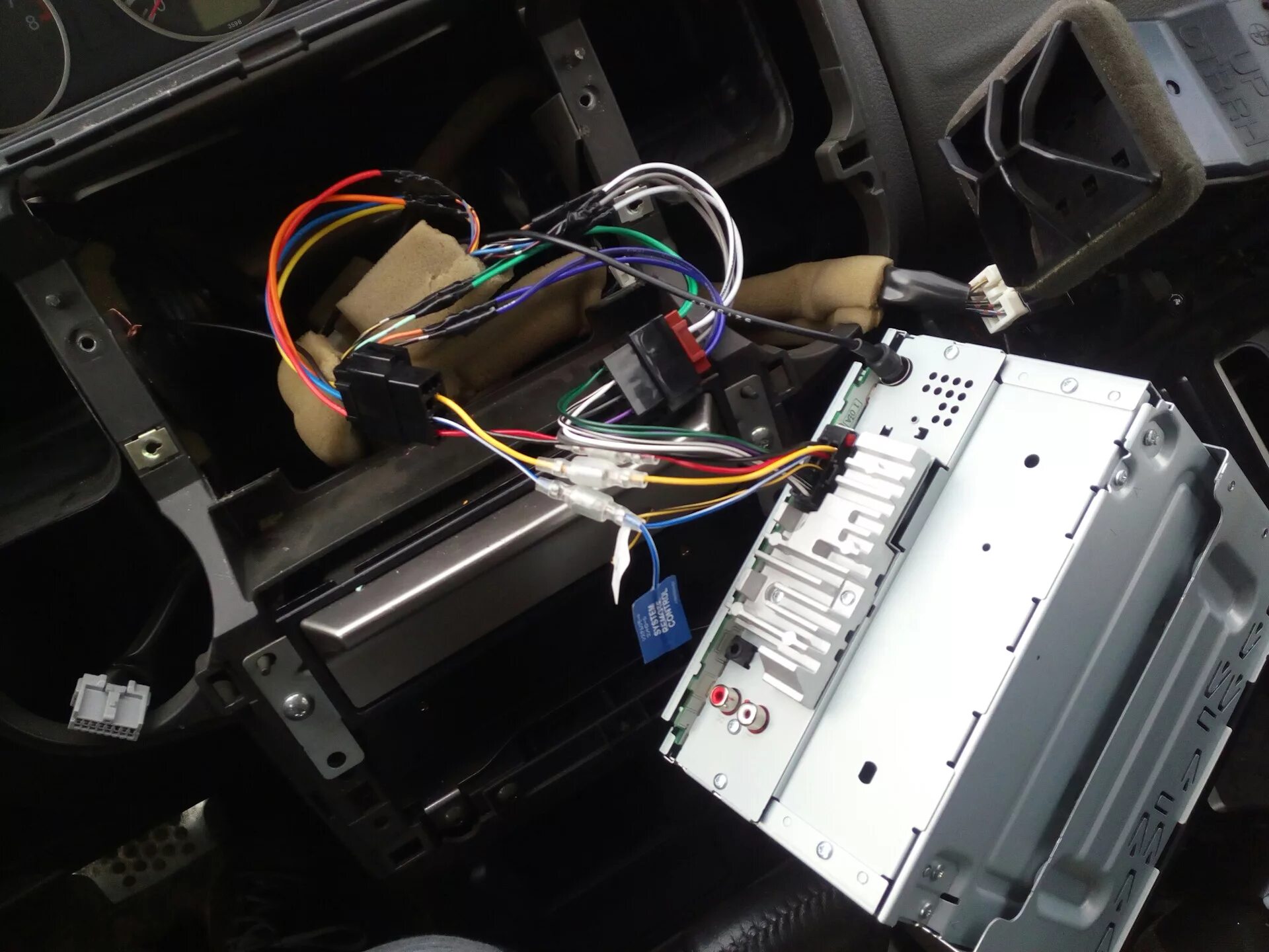 Ниссан икстрейл т31 подключение магнитолы Замена ГУ nissan x-trail t30 на Pioneer FH-X380UB - Nissan X-Trail I (t30), 2 л,