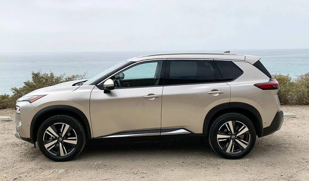 Ниссан икстрейл цена 2021 фото комплектации Опубликованы данные о ценах на обновленный Nissan X-Trail 2021 года