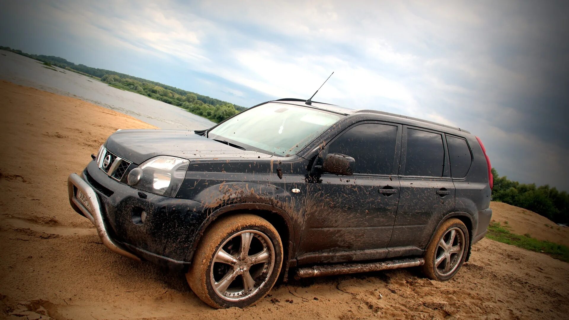 Ниссан икстрейл тюнинг фото Nissan X-Trail II (t31) бензиновый 2009 Хитрый на R20 на DRIVE2