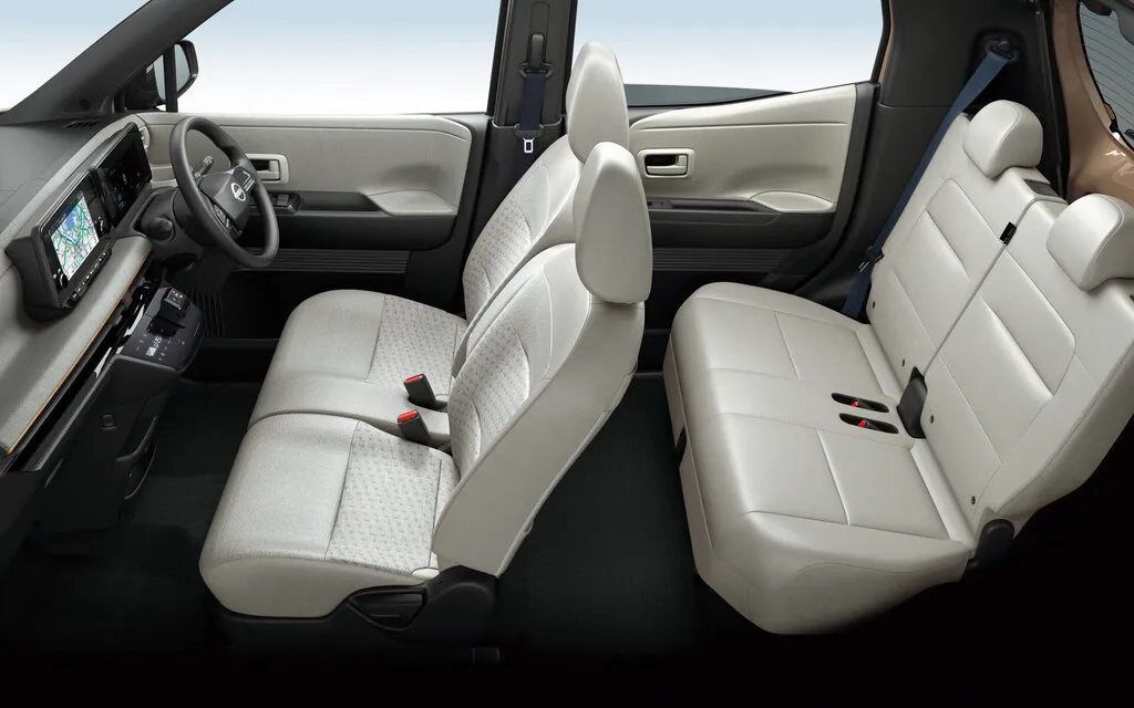 Ниссан интерьер фото Nissan SAKURA Хэтчбек 2022-2023 гг с Японии, цены с доставкой