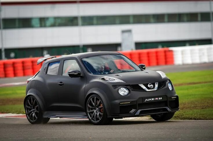 Ниссан juke фото Juke-R 2.0 - la Belva è tornata - MotorAge New Generation Bmw car, Suv car, Suv