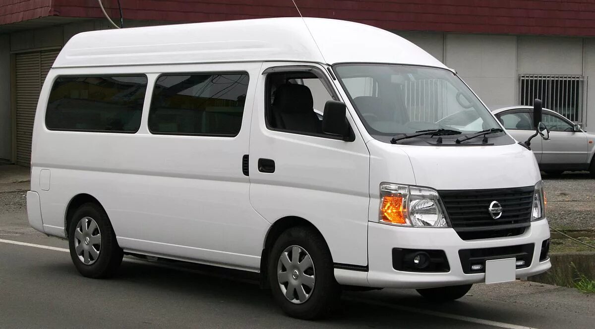 Ниссан караван фото File:2005 NISSAN CARAVAN High Roof.jpg - Wikipedia
