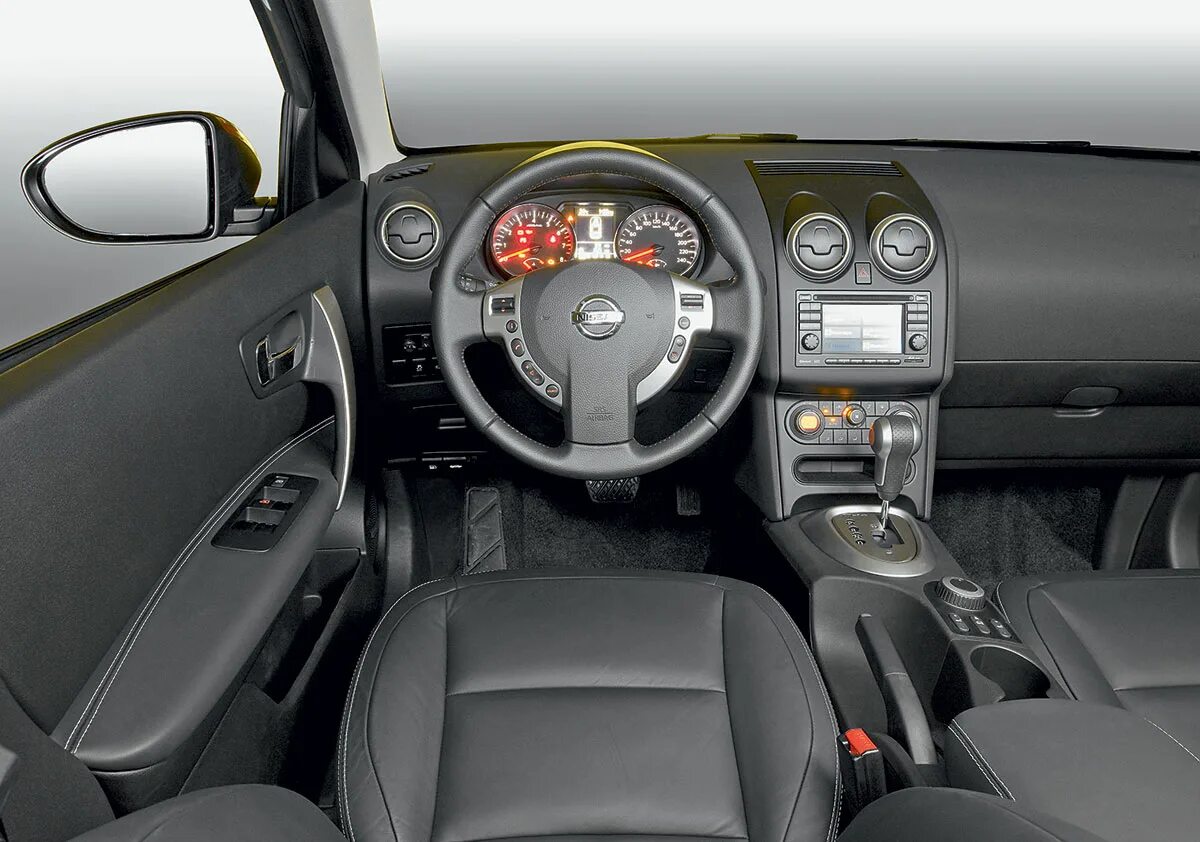 Ниссан кашкай 2 фото салона Любимчик публики: покупаем Nissan Qashqai с пробегом Автомобильный портал 5 Коле