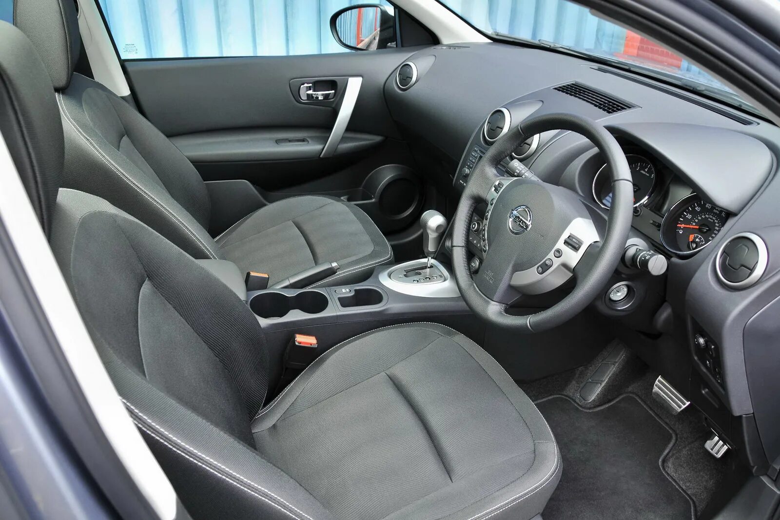 Ниссан кашкай 2 фото салона Nissan to Design, Engineer and Build Next Qashqai in Britain Carscoops