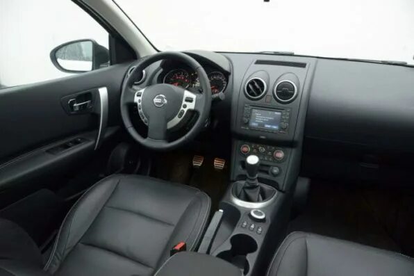 Ниссан кашкай 2 фото салона Б/у Nissan Qashqai: что нужно знать перед покупкой авто - AutoKontact