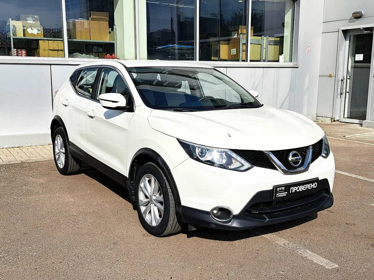 Ниссан кашкай 2017 фото Купить б/у Nissan Qashqai II 2.0 CVT (144 л.с.) бензин вариатор в Казани: белый 