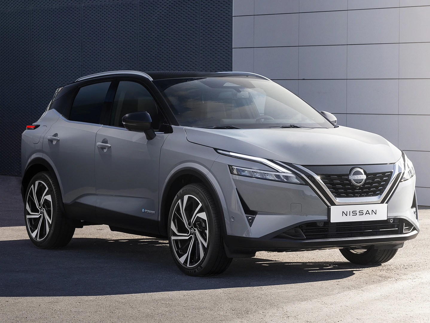 Ниссан кашкай 2024 года фото Продажи Nissan в России упали, но доля бренда выросла. Qashqai попал в пятёрку с