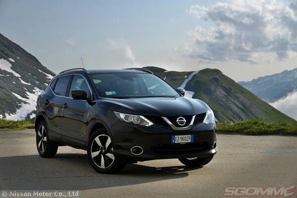 Ниссан кашкай 3 поколения фото Nuovo motore benzina turbocompresso 1.6 l DIG-T 163 per il Nissan Qashqai Nissan