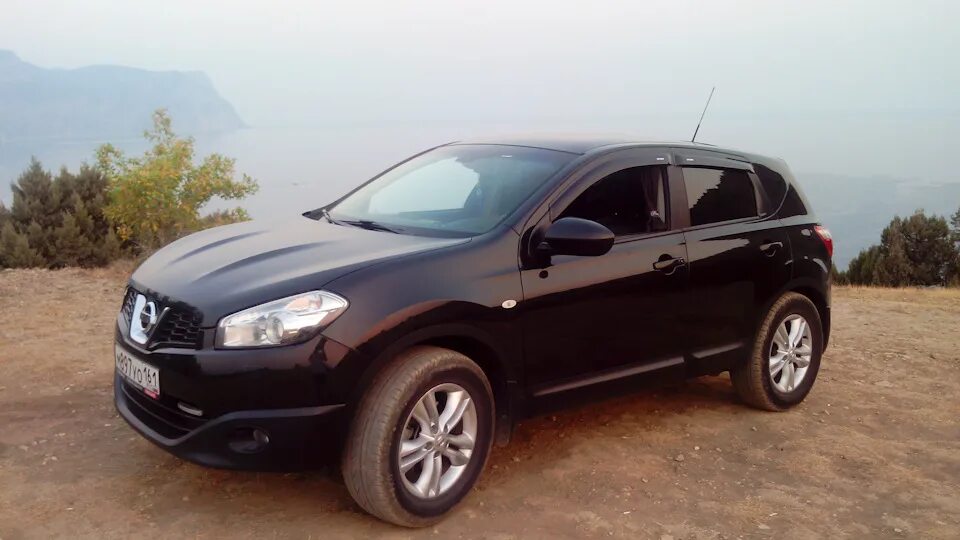 Ниссан кашкай черный фото Nissan Qashqai (1G) 2.0 бензиновый 2011 Черный металлик на DRIVE2