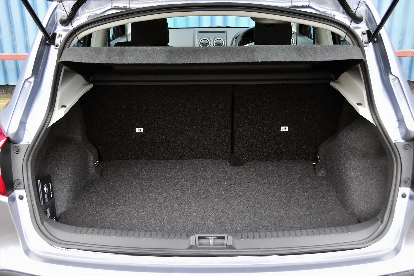 Ниссан кашкай фото багажника Nissan to Design, Engineer and Build Next Qashqai in Britain Carscoops