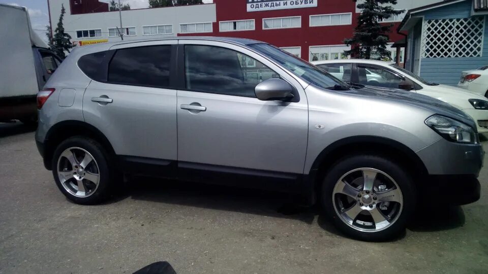 Ниссан кашкай фото дисков Диски Кашкай R18 NISMO(made in japan) - Nissan Qashqai (1G), 1,6 л, 2012 года ко