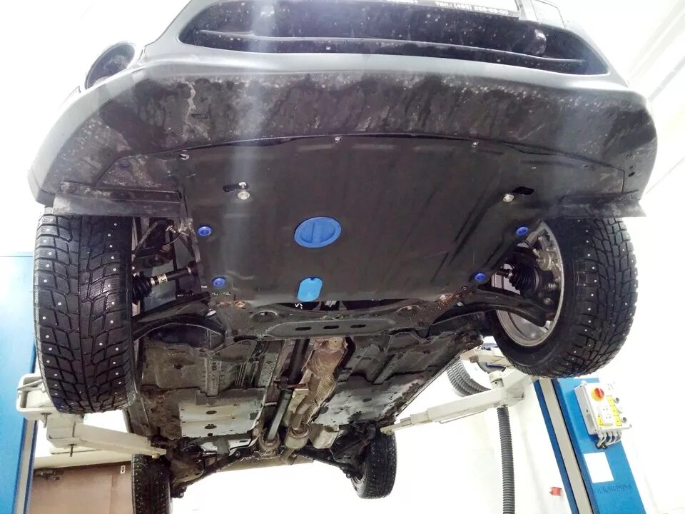 Ниссан кашкай фото снизу Защита картера и заднего дифференциала - Nissan Qashqai (2G), 2 л, 2014 года акс