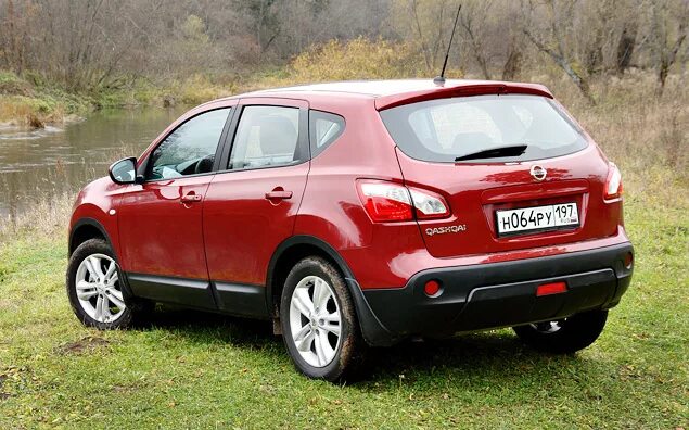 Ниссан кашкай фото сзади HorsePowers - автомобильный интернет портал " Вожак. Длительный тест Nissan Qash