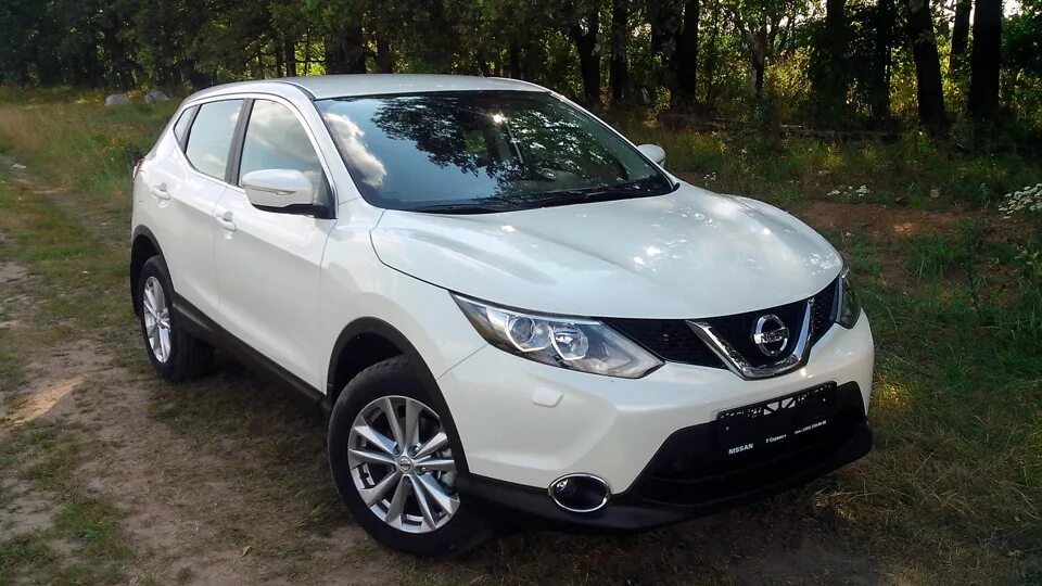 Ниссан кашкай фото цветов Nissan Qashqai (2G) 1.2 бензиновый 2014 белый перламутр1.2 турбо на DRIVE2