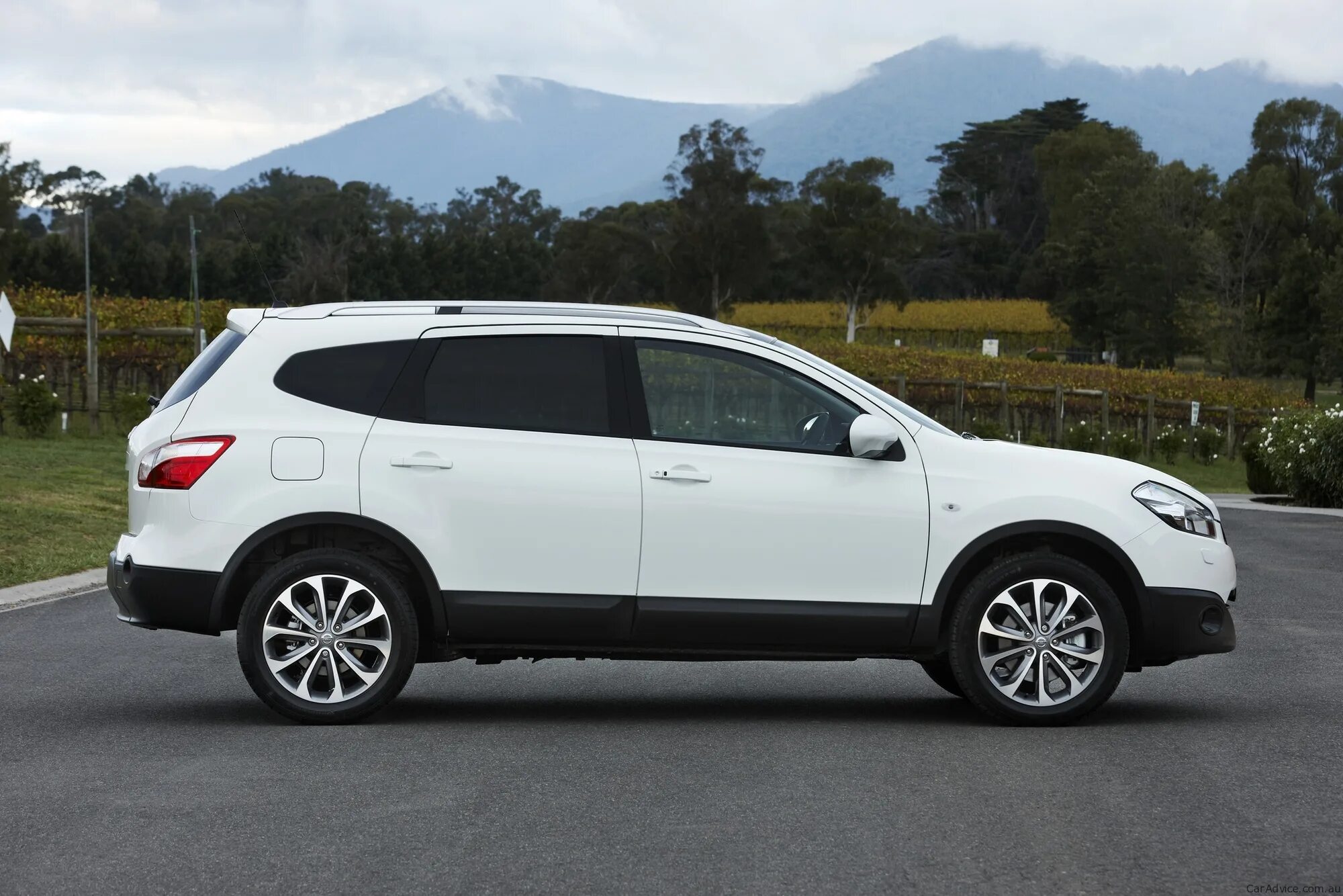 Ниссан кашкай j10 фото Nissan Dualis+2 J10+2 кроссовер