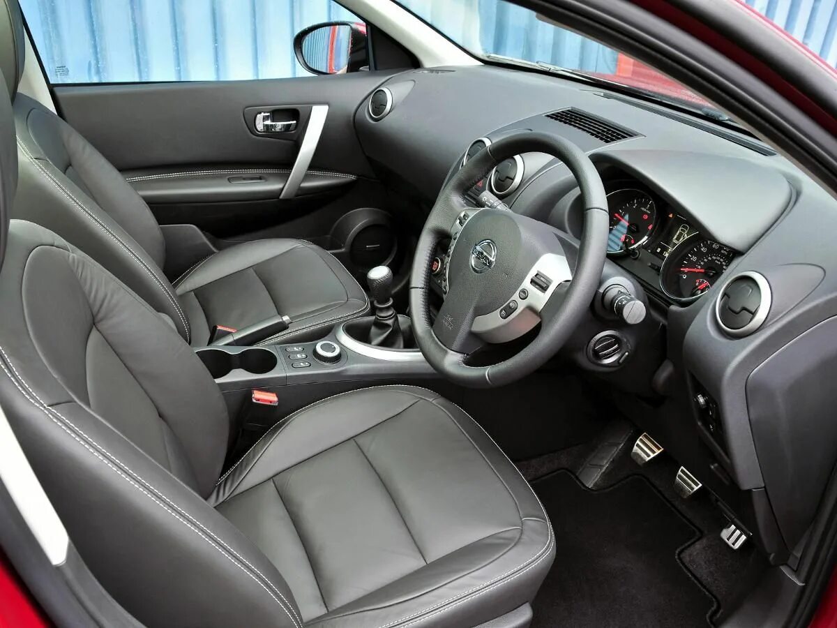 Ниссан кашкай j10 фото салона Expert Review Gallery Auto Trader Latest cars, New cars, Nissan qashqai